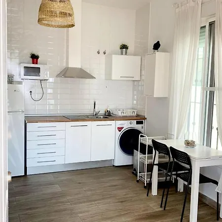 Beachfront Two-bedroom In Lejlighed *